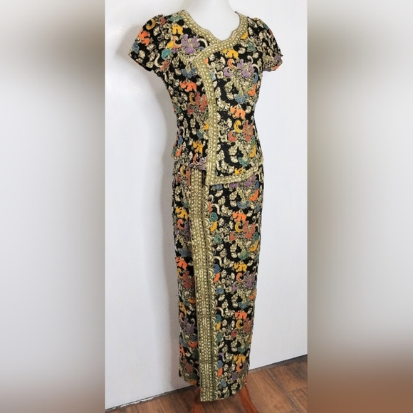 BATIK COTTON MAXI SKIRT AND BLOUSE NWOT - Picture 2 of 14